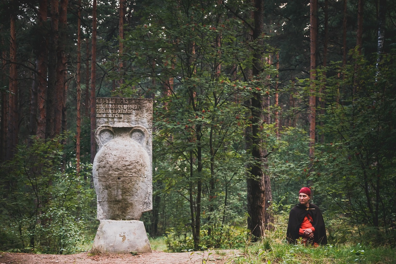 Гнездово. Гнёздово музей заповедник. Музей-заповедник Гнёздовские Курганы.. Гнездово Смоленская область музей заповедник. Гнёздово Смоленск достопримечательности.